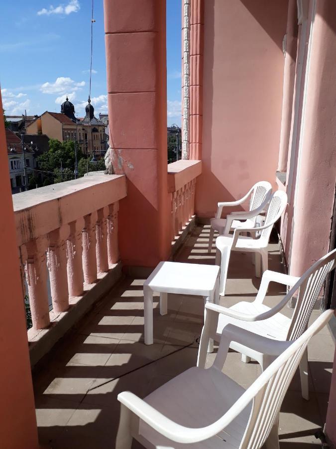 Piac Utcai Apartman Debrecen Exterior photo